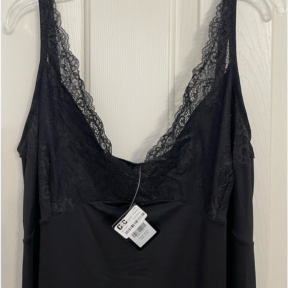 Avenue black Chemise slip NWT - Picture 2 of 7